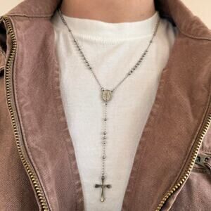 Y2K Silver Cross Rosary Necklace Unisex Chain Pendant 2000s Streetwear Fit